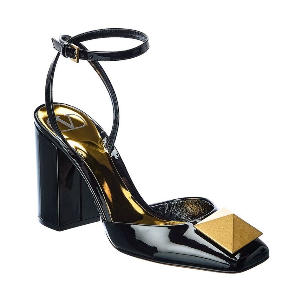 Never worn: Valentino One Stud 90 Patent Pump, Black